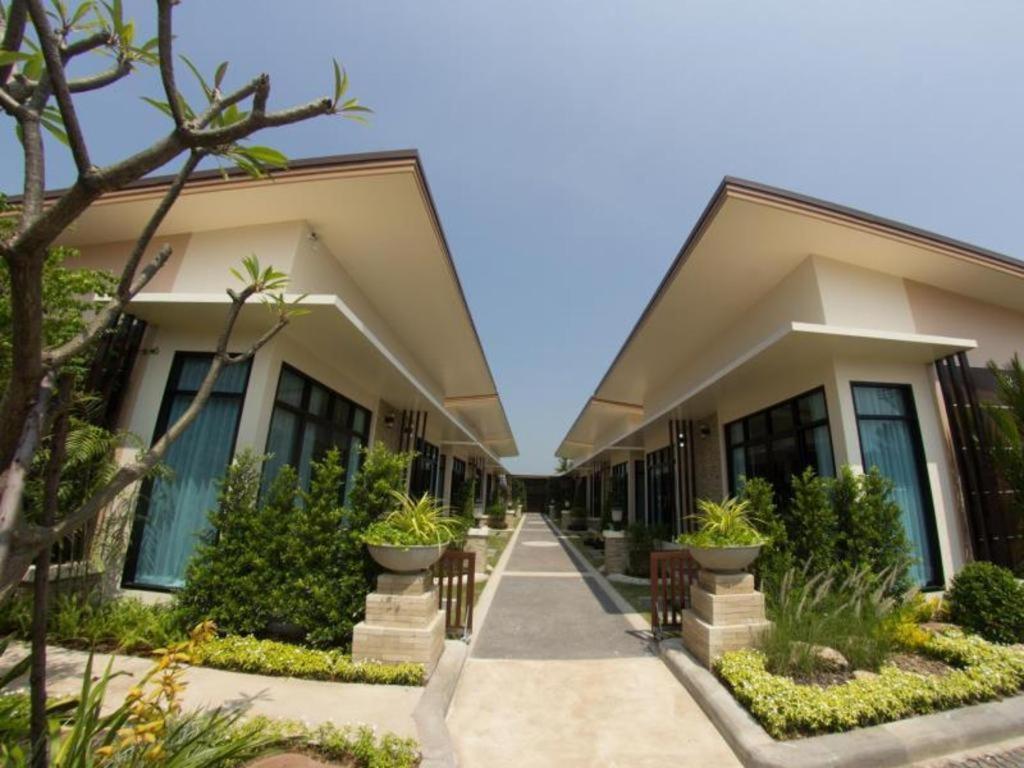 Med Room Korat Nakhonratchasima Eksteriør billede