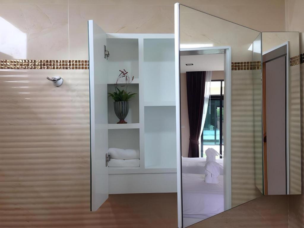 Med Room Korat Nakhonratchasima Eksteriør billede