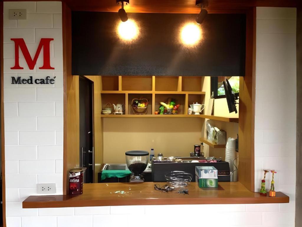 Med Room Korat Nakhonratchasima Eksteriør billede